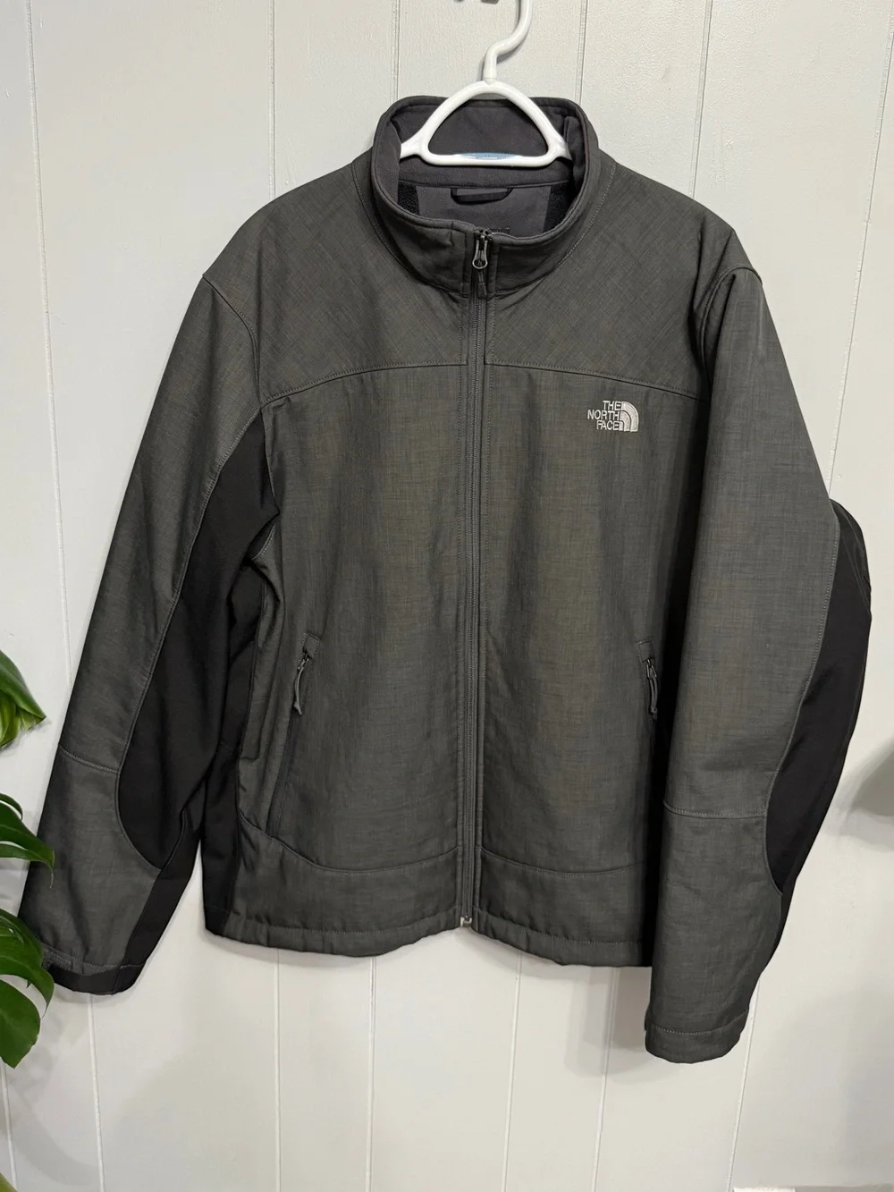 The North Face Men's Charcoal Gray Performance Jacket with Black trim & Lining